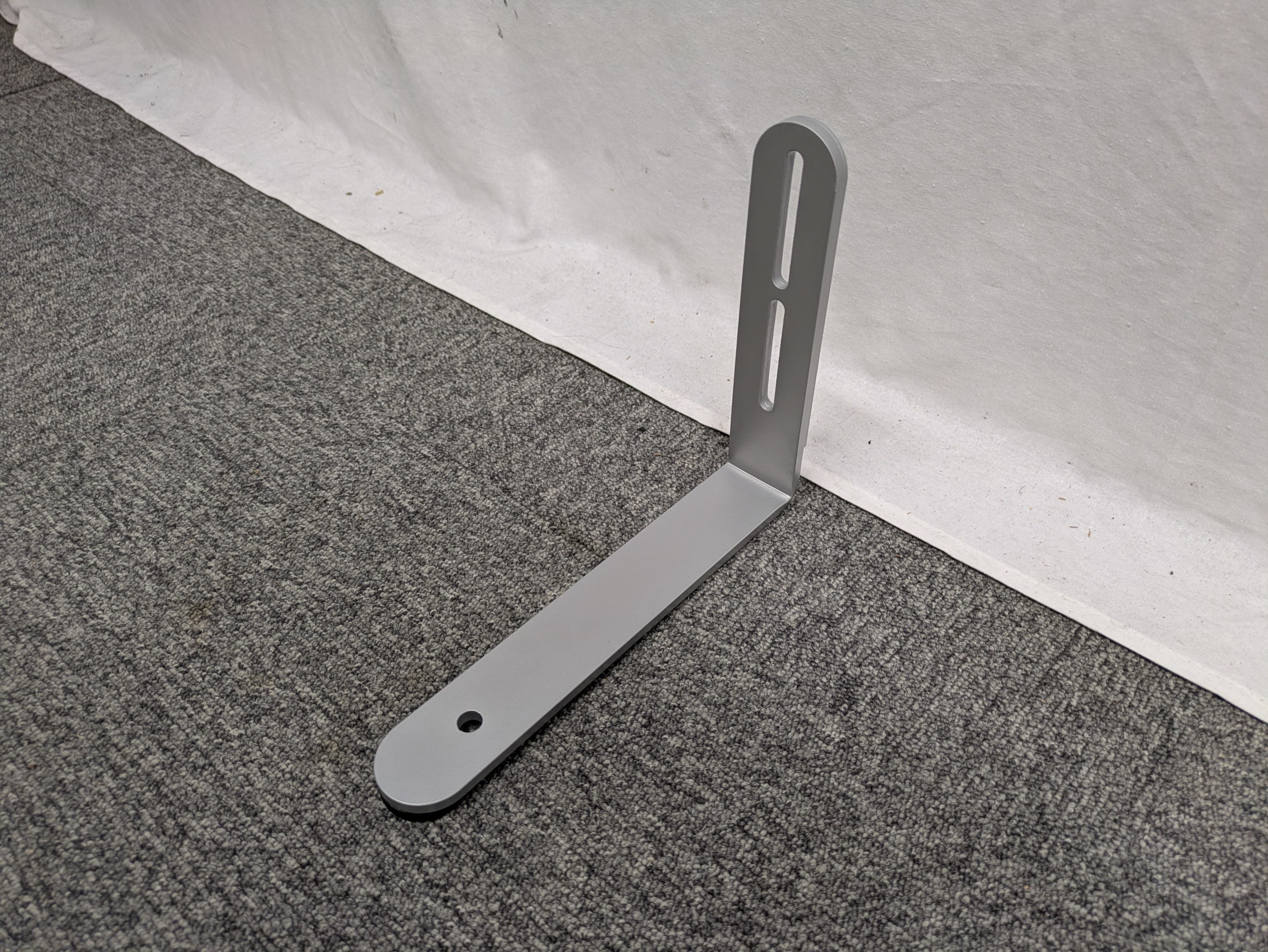 シルバー / 安定脚