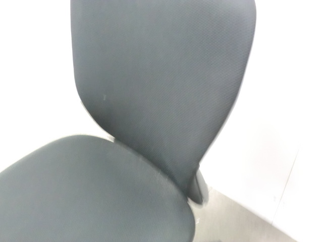 オカムラ/スラート/ ブラック / 【中古】 OAチェア肘無