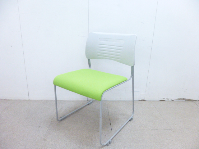 ライトグリーン/スタッキングチェア/【中古】