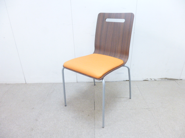 オレンジ/スタッキングチェア/【中古】/