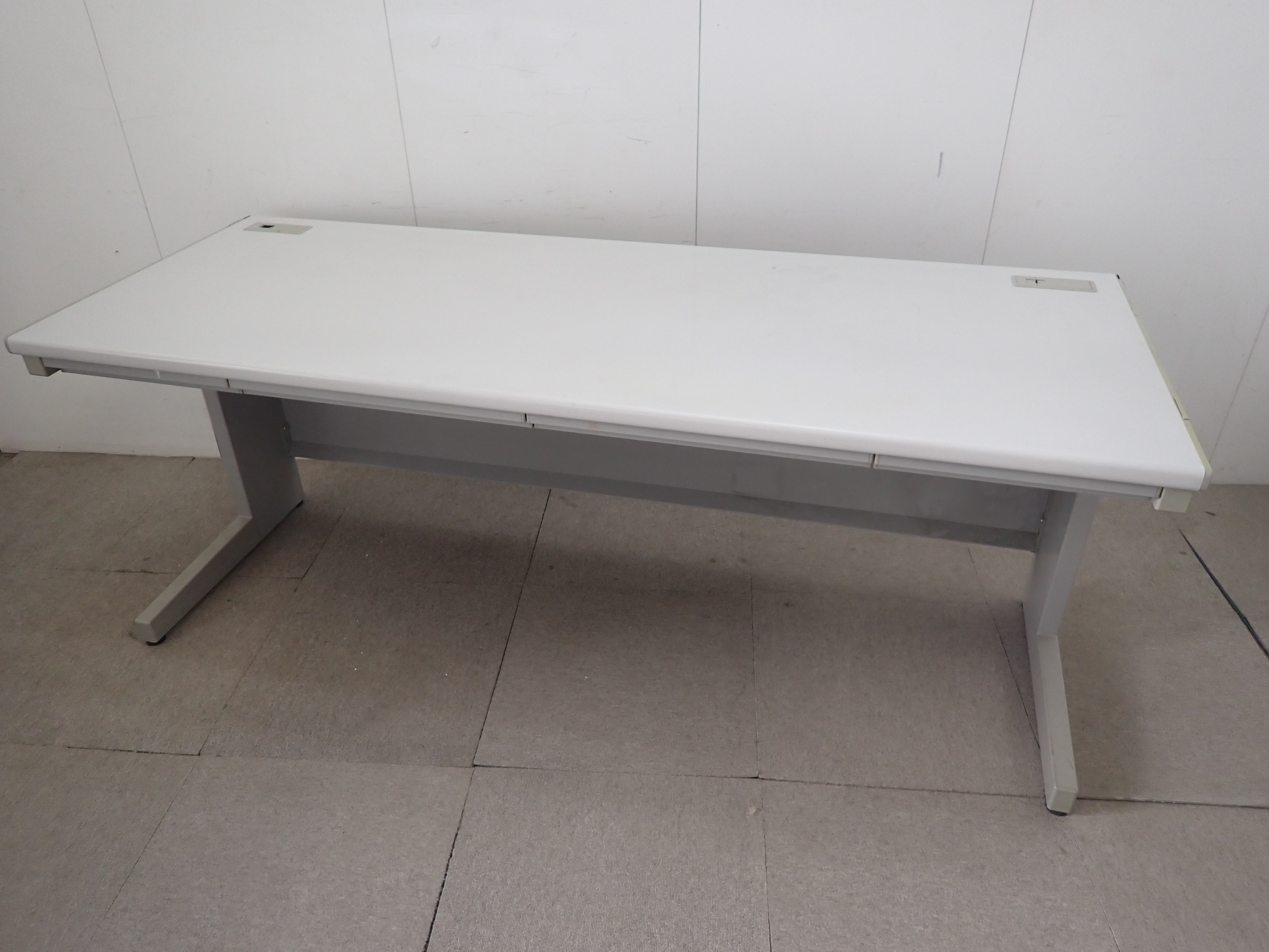 ウチダ/FEED/ニューグレー/平デスク/幅1800