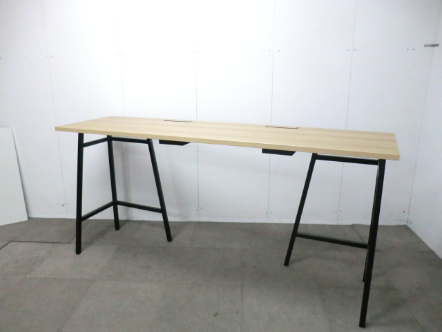 カウンターテーブル / 木目調 / 【中古】 配線孔付き