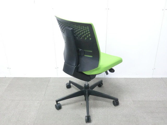 コクヨ/ウィザード2/ライトグリーン/【中古】OAチェア肘無