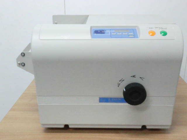 紙折機 / LF-80N / ライオン事務機