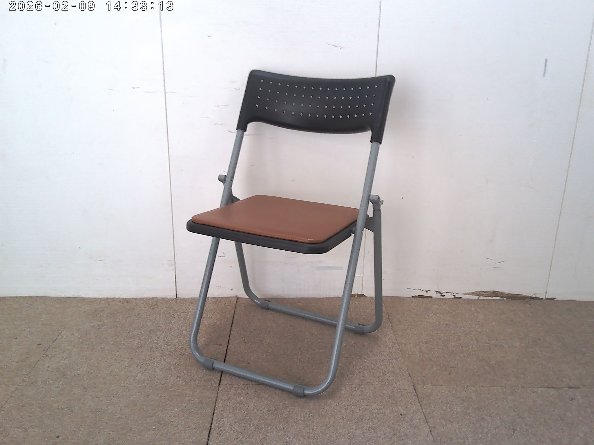 アイリスチトセ/ブラウン/折りたたみチェア/