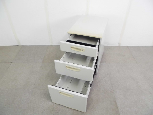 ライオン / ニューグレー / 3段ワゴン