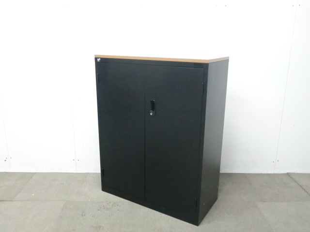 生興 / ブラック / 【中古】 両開きキャビネット