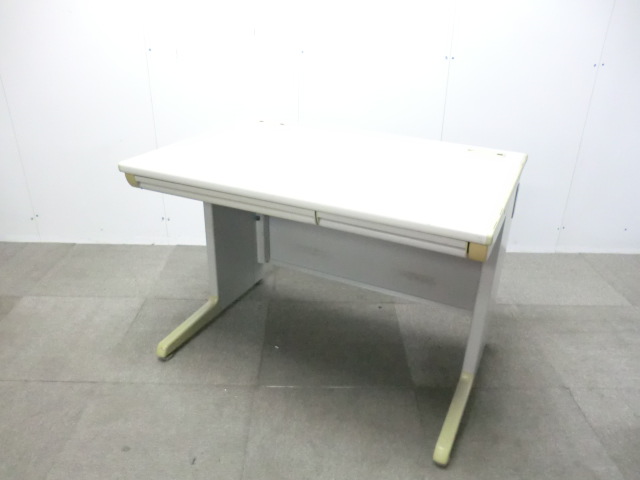 オカムラ / SD / ニューグレー / 【中古】 平デスク