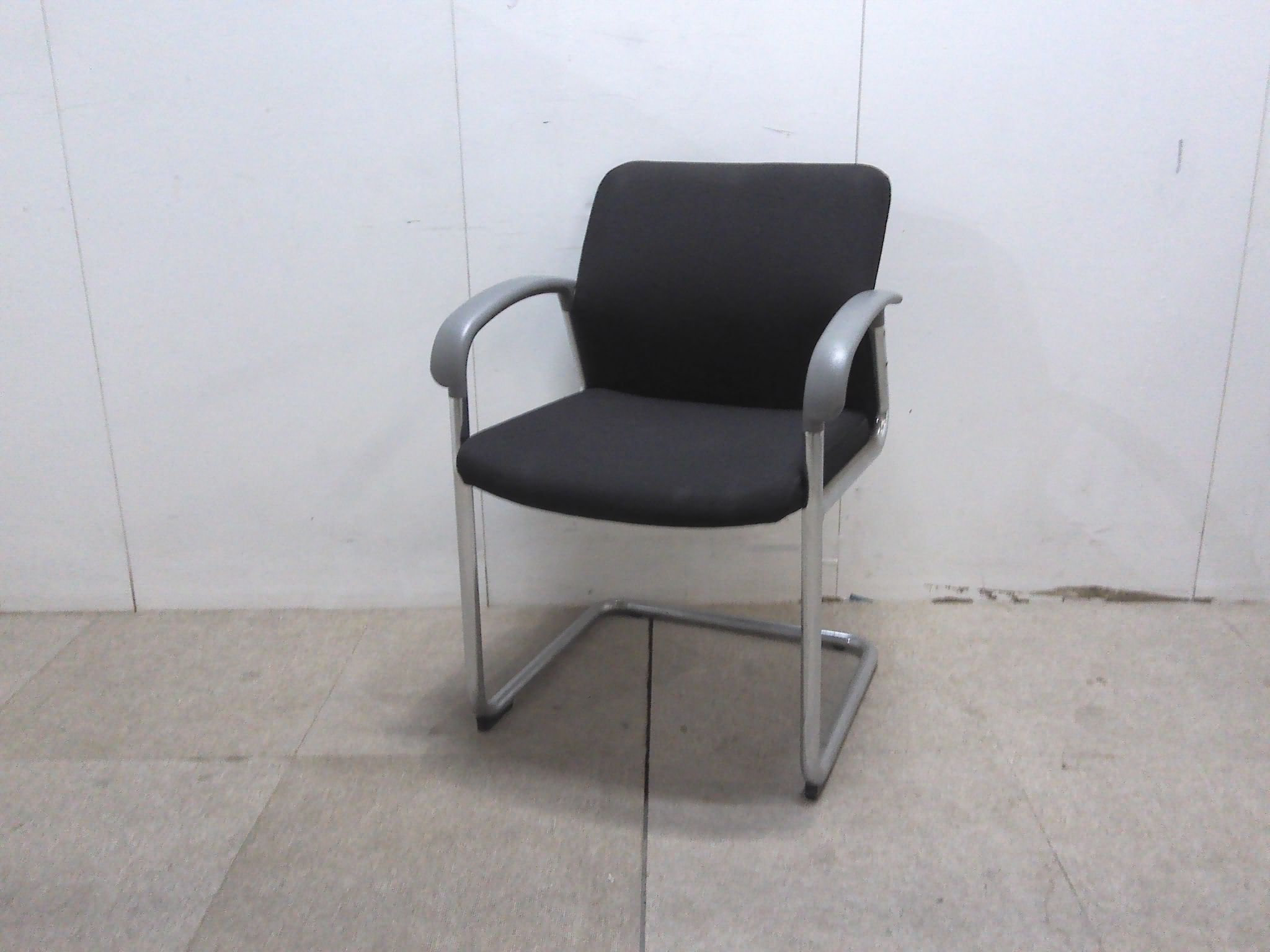 TOYO/ミーティングチェア/ブラック/【中古】