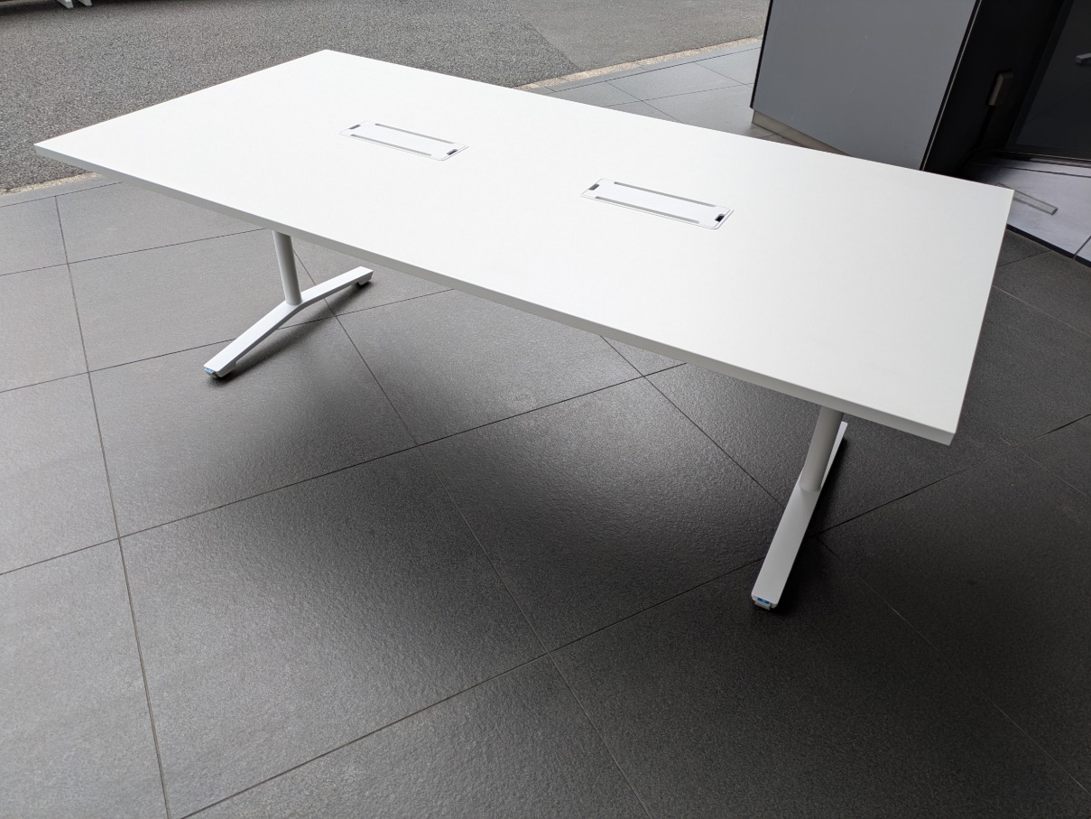 コクヨ / ホワイト / 【中古】 会議テーブル