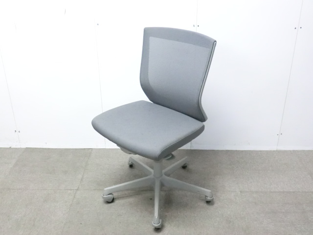 オカムラ/エスクード/グレー / 【中古】 OAチェア肘無し