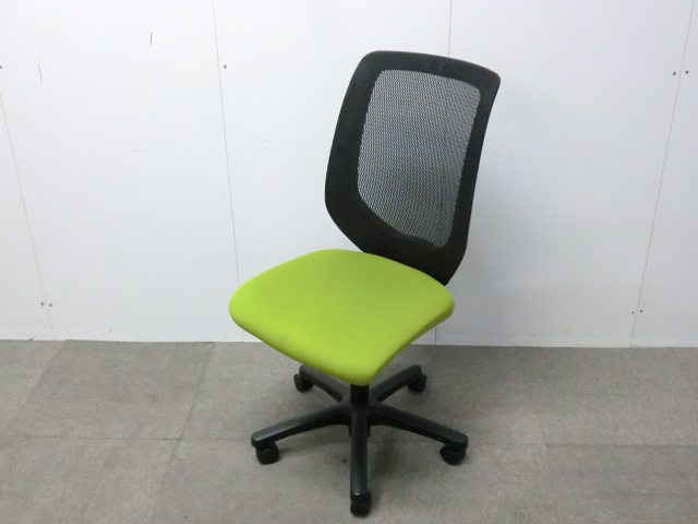 イトーキ/コルト/ライトグリーン/【中古】 OAチェア肘無し