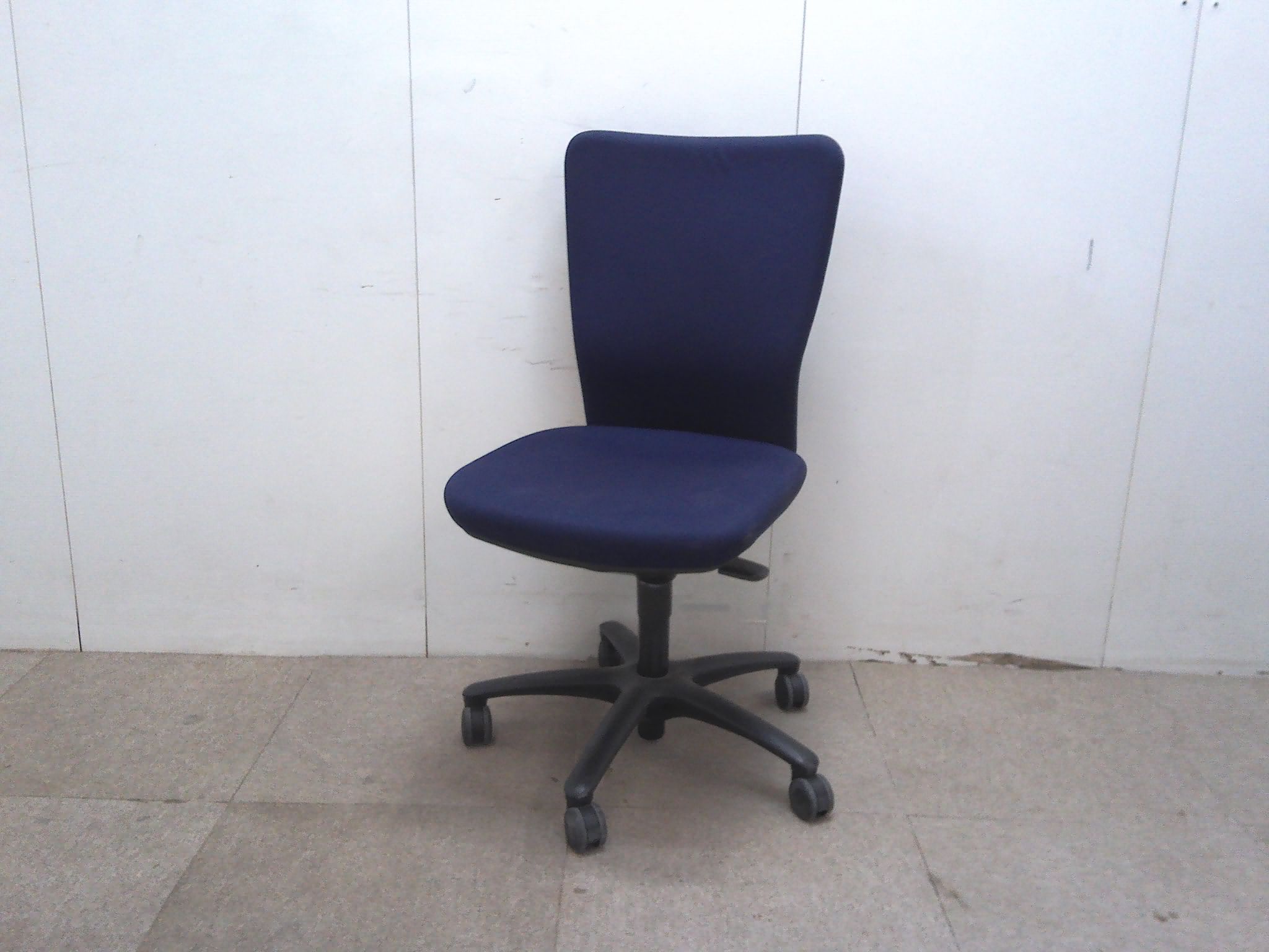 オカムラ/カロッツア/ブルー/OAチェア/肘無