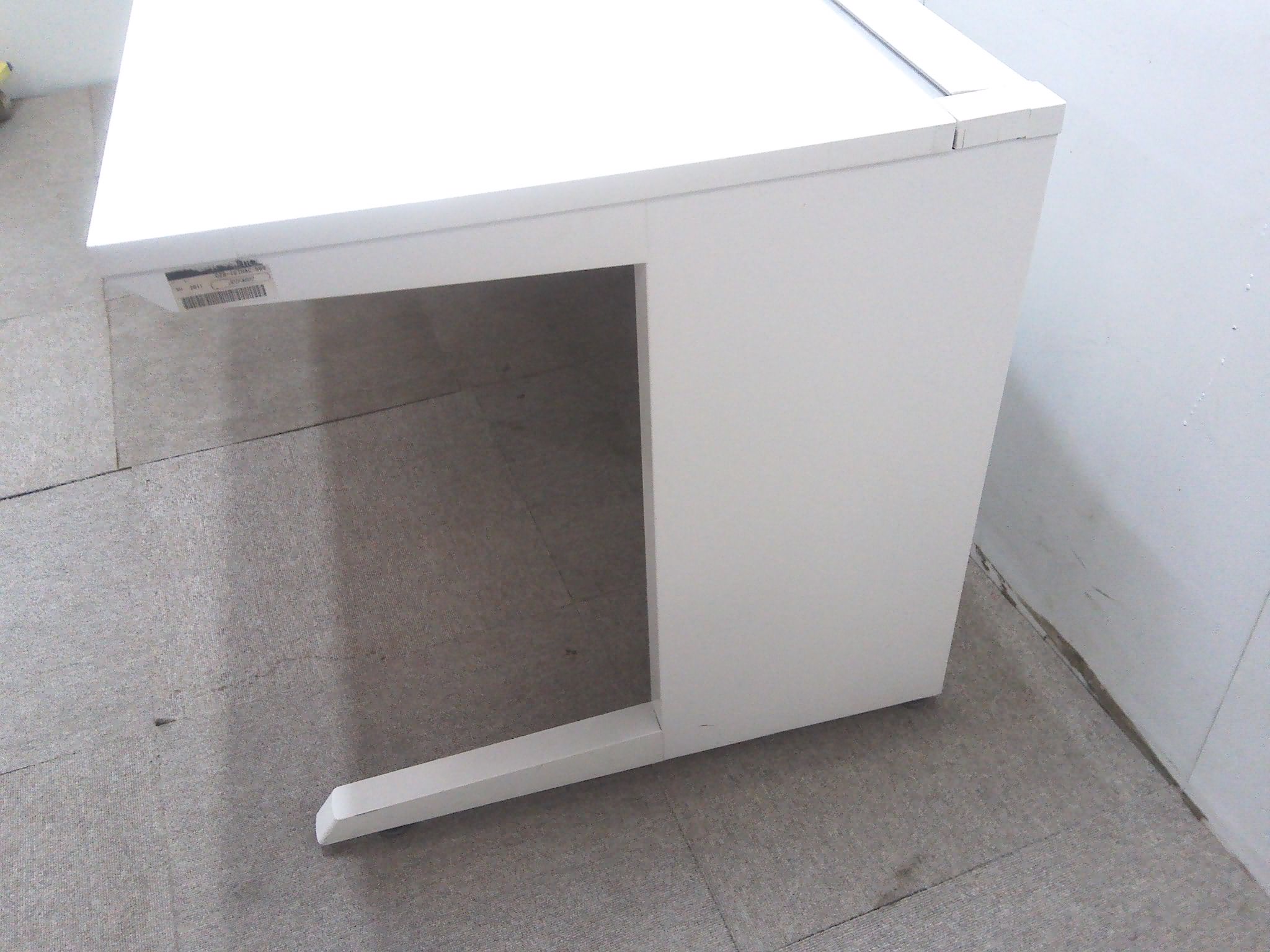 イトーキ/CZR/ホワイト/平デスク/【中古】