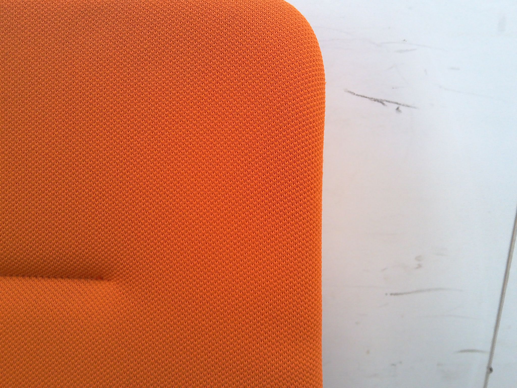 イトーキ モーブ オレンジ OAチェア 肘有 オフィスチェア 事務椅子 椅子 ITOKI