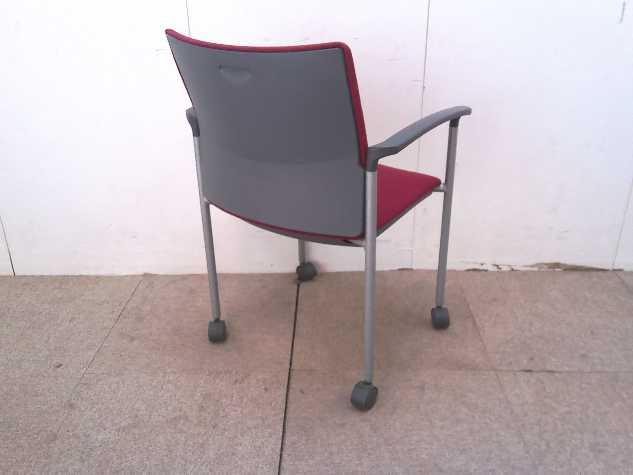 アイコ/スタッキングチェア/レッド/【中古】