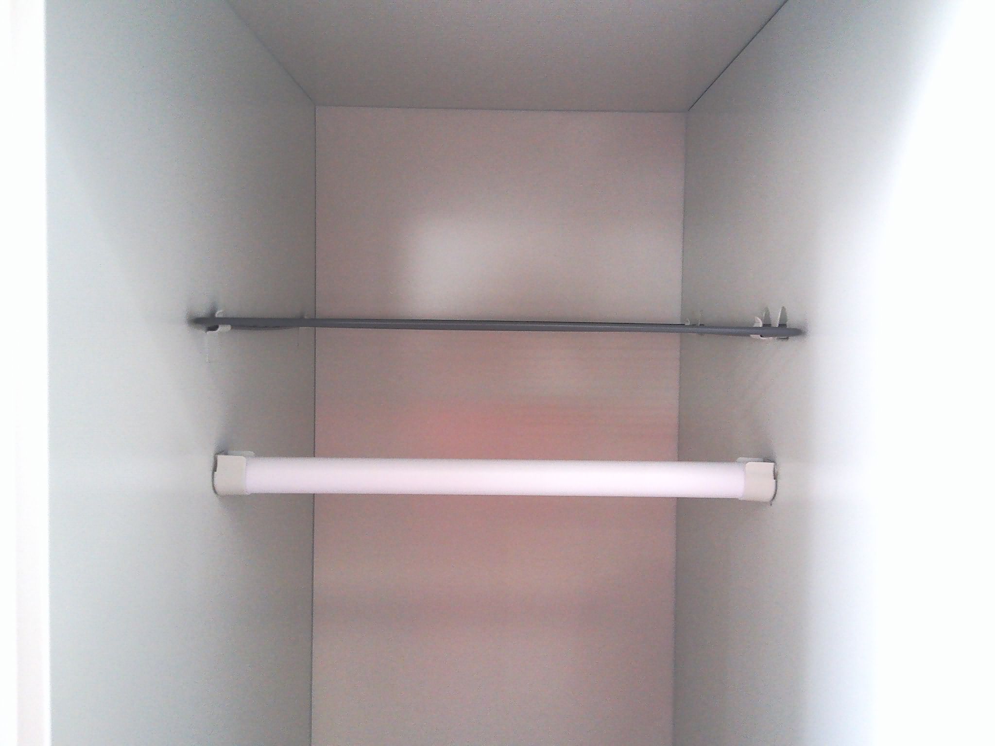 ホワイト/3人用ロッカー/【中古】