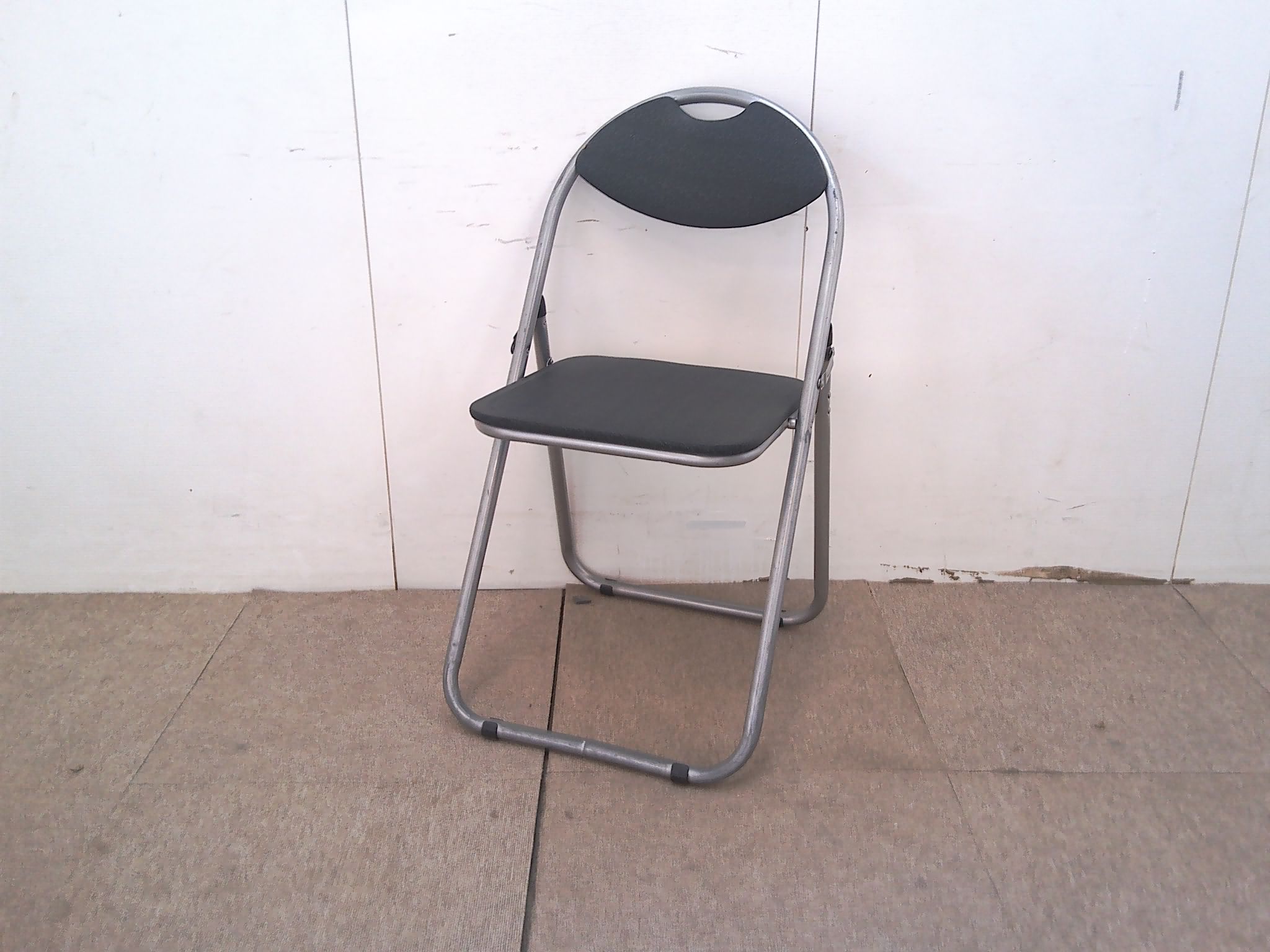 グレー/折り畳みチェア/【中古】