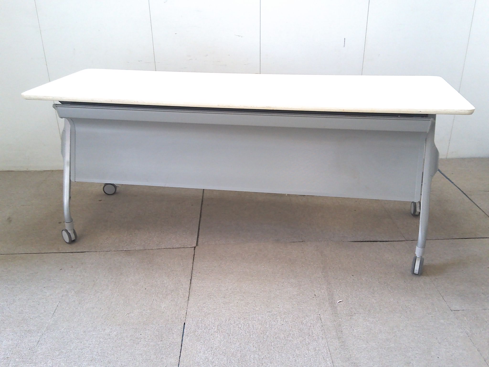 コクヨ/ニューグレー/フォールディングテーブル/【中古】