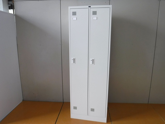ウチダ/ホワイト/2人用ロッカー/【中古】