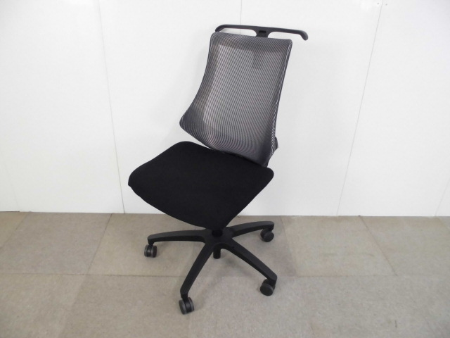 エフチェア / イトーキ / ブラック / OAチェア肘無し