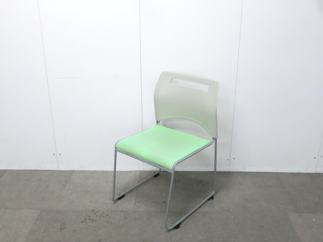 スタッキングチェア / ライトグリーン / 【中古】