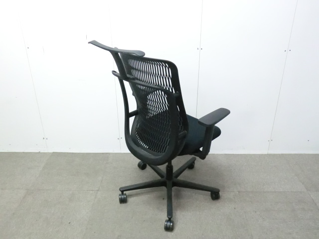ウチダ / AJ / ブラック / 【中古】 OAチェア肘有