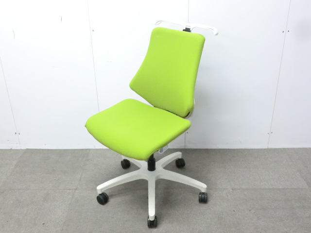 イトーキ/エフ/ライトグリーン/ 【中古】 OAチェア肘無し