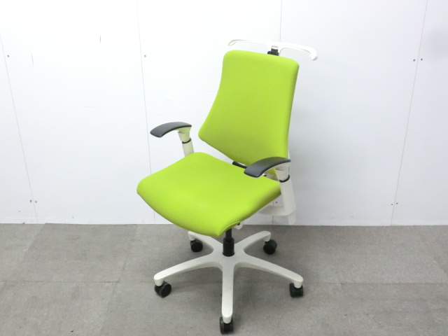 イトーキ/エフ/ライトグリーン / 【中古】 OAチェア肘有