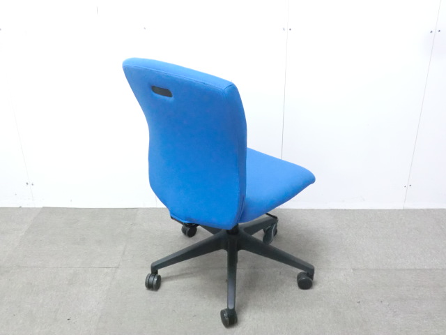 OAチェア / ブルー / 【中古】 肘無し