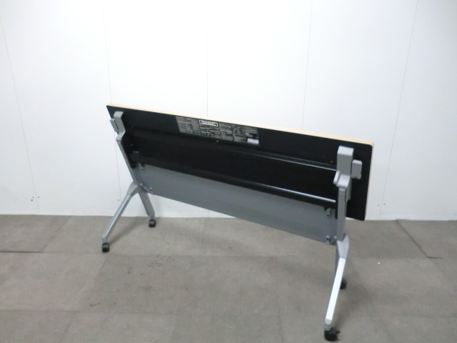 オカムラ/フラプター/木目調 / 【中古】 フォールディング