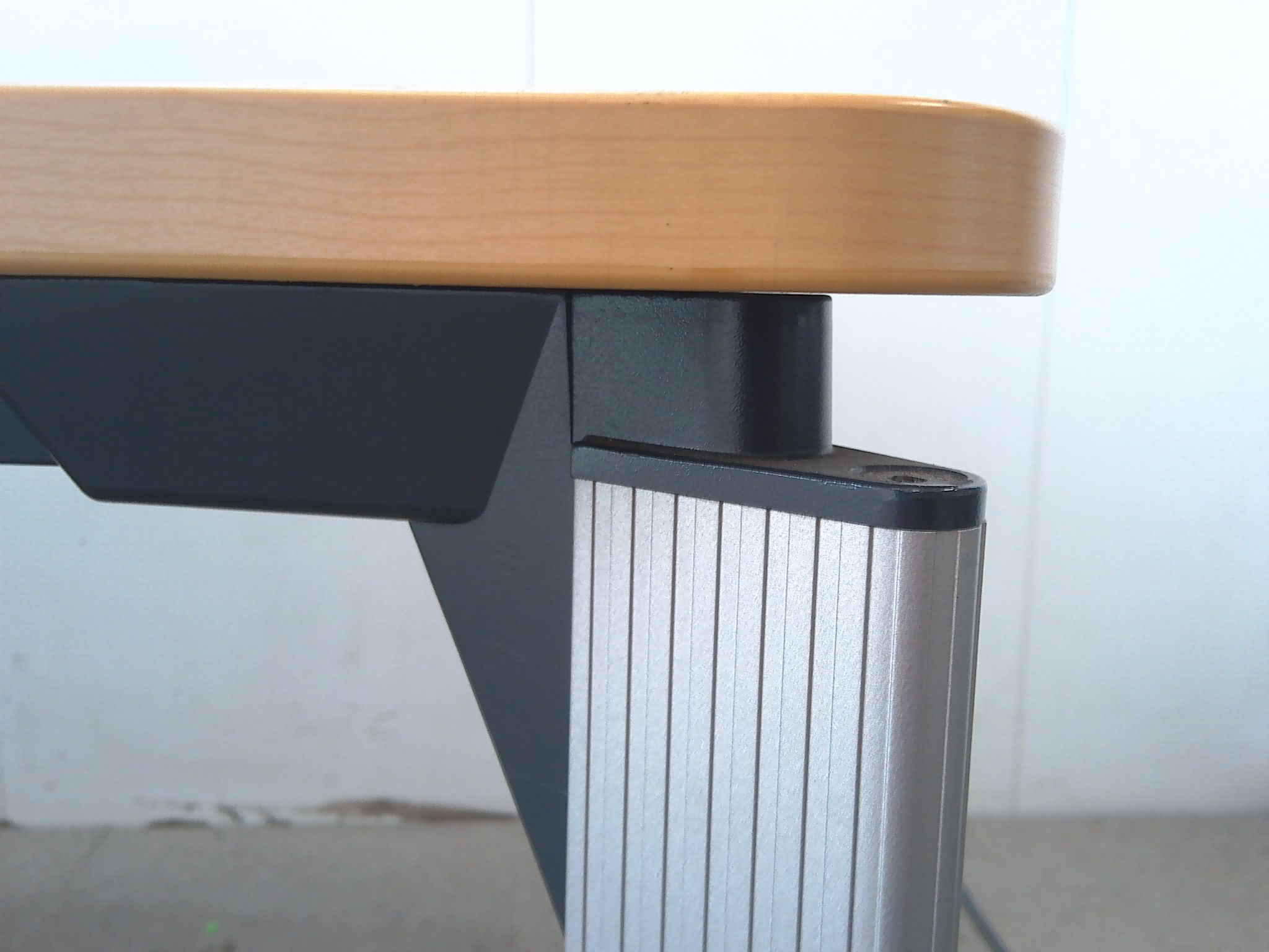 イトーキ/木目調/会議テーブル/【中古】