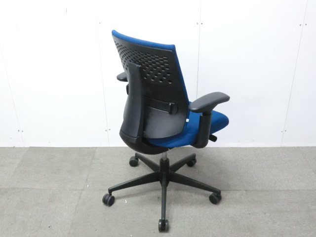 コクヨ/ウィザード4/ダークブルー/【中古】OAチェア肘有