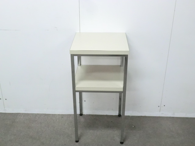 オカムラ / ホワイト / 【中古】 電話台