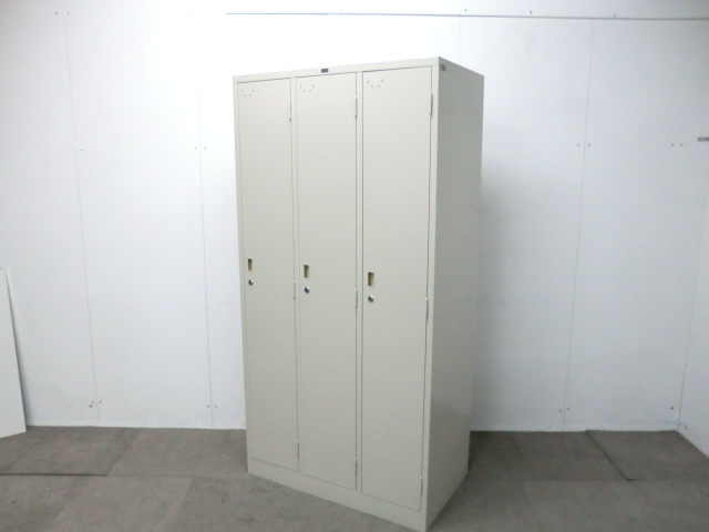 ウチダ / ニューグレー / 【中古】 3人用ロッカー