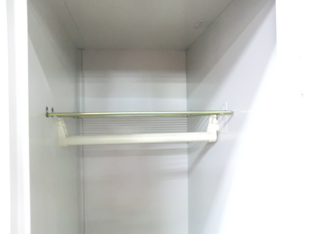 ウチダ / ニューグレー / 【中古】 3人用ロッカー