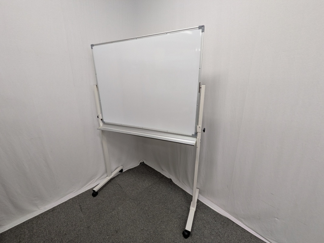 脚付ホワイトボード  /  ホワイト / 【中古】 両面