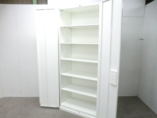 オカムラ/レクトライン/ホワイト/【中古】両開きキャビネット