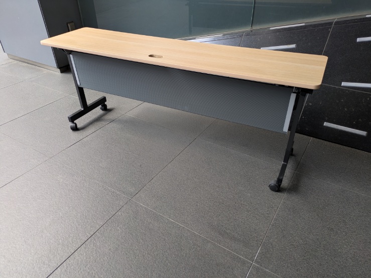 フォールディングテーブル / 木目調