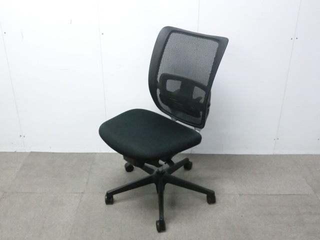 TOYOSTEEEL/ブラック/ 【中古】 OAチェア肘無し