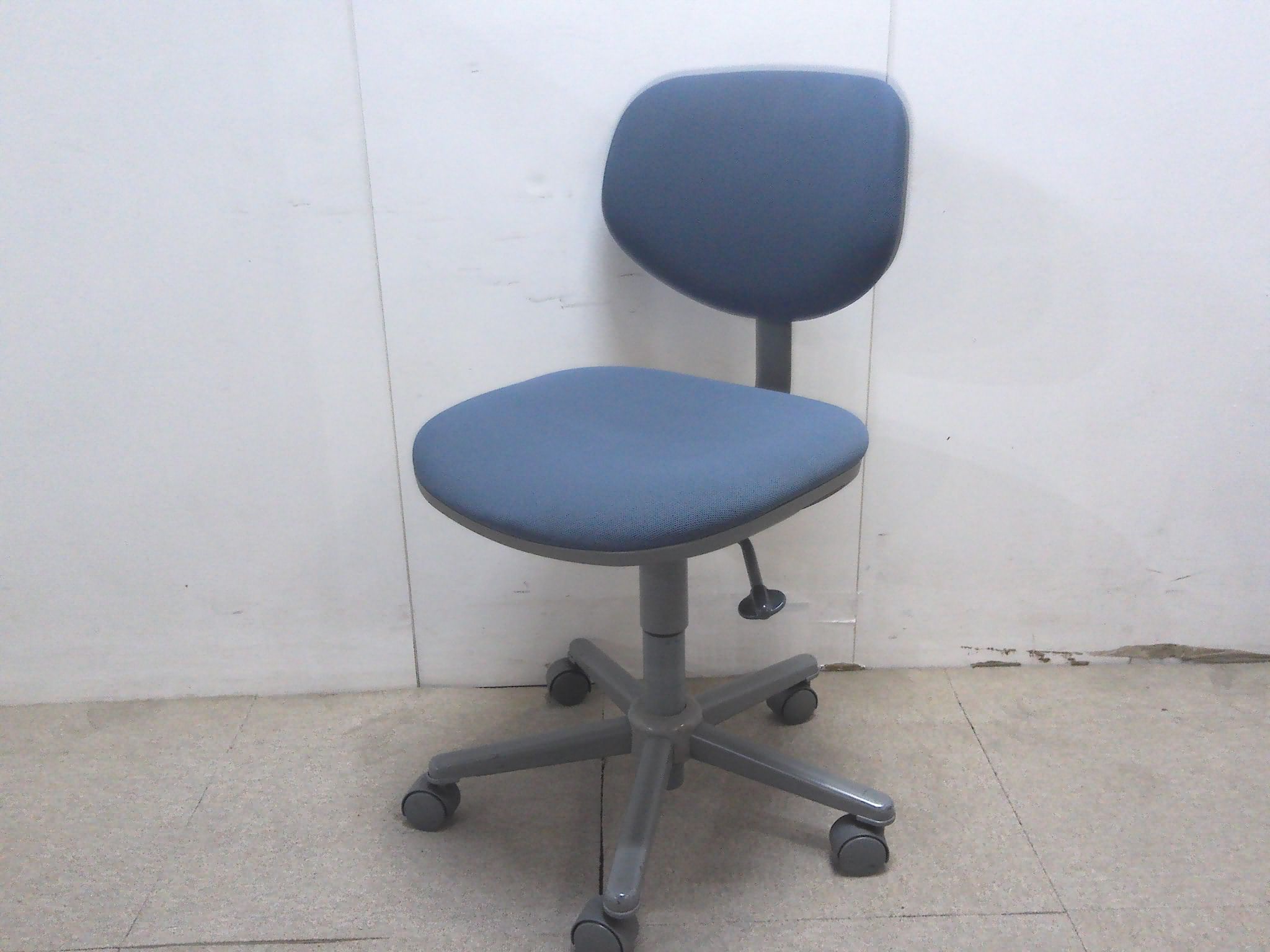 イトーキ/ブルー/OAチェア/肘無/【中古】